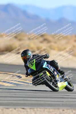 media/Jan-10-2025-CVMA Friday Practice (Fri) [[489e0da257]]/Group 4 and Trackday/Session 4 (Turn 16)/